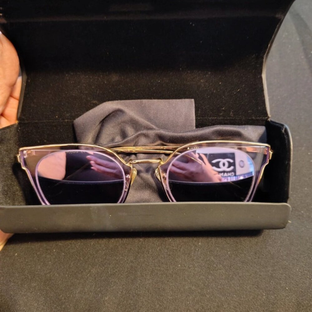 Sunglasses - Picture 4 of 4